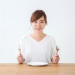 白髪を防ぐ食べ物とは？ 美髪の為の食事を徹底解剖