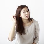 白髪だけだと思ってない？30～40代から現れる「エイジング毛」とは？